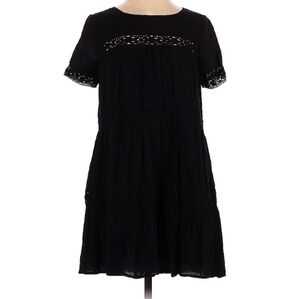 Alice & Uo crew neck crocheted eyelet strips flowy black rayon dress sz Small